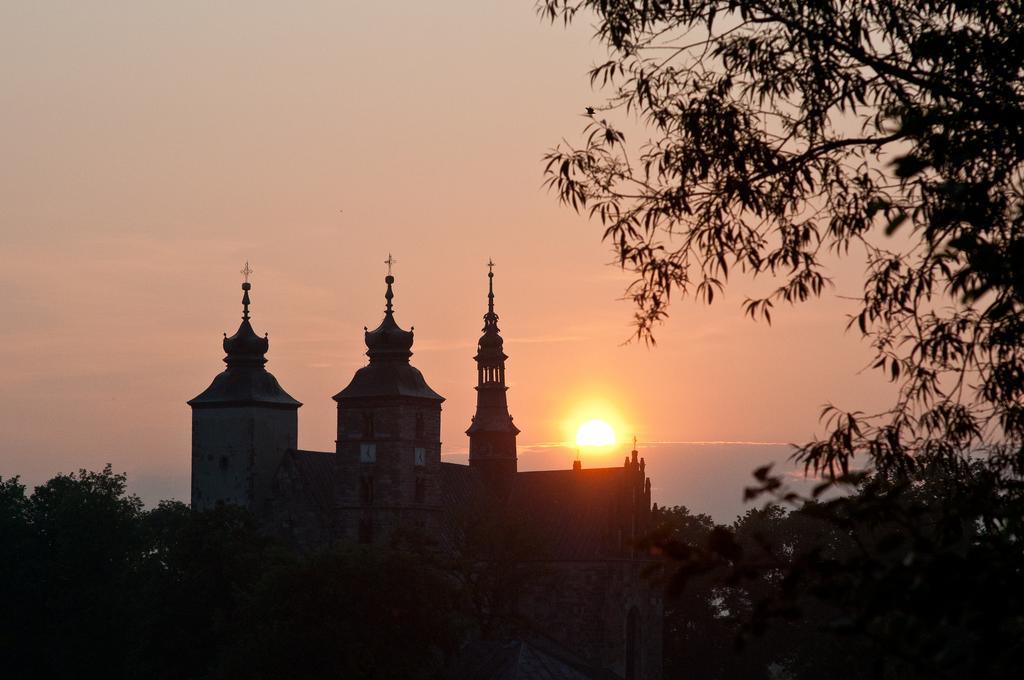 Hotel Miodowy Mlyn Опатув Экстерьер фото